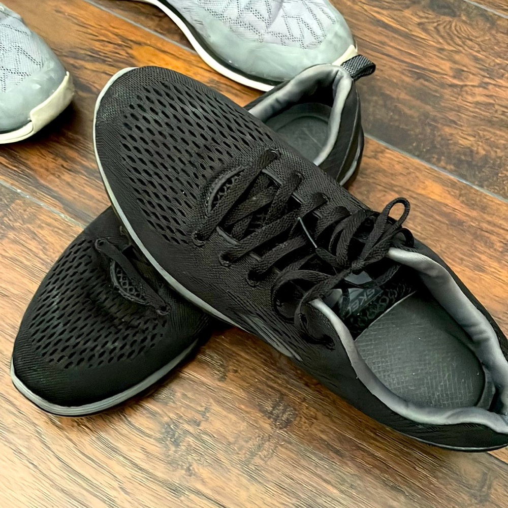 👟 Sketcher’s Sketch Air Men’s 10.5